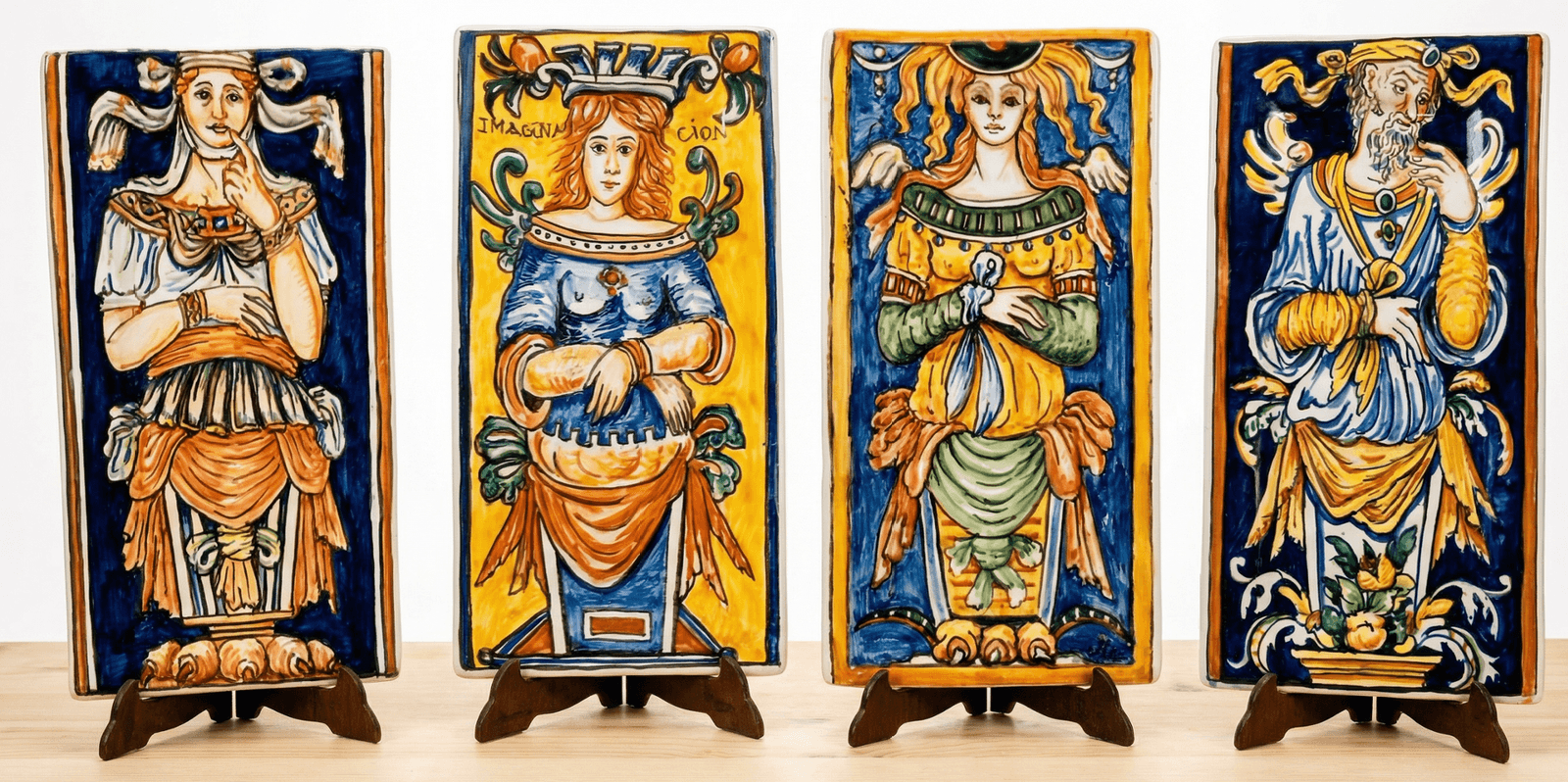 Reproducción cerámica de los Atlantes del Real Alcázar de Sevilla